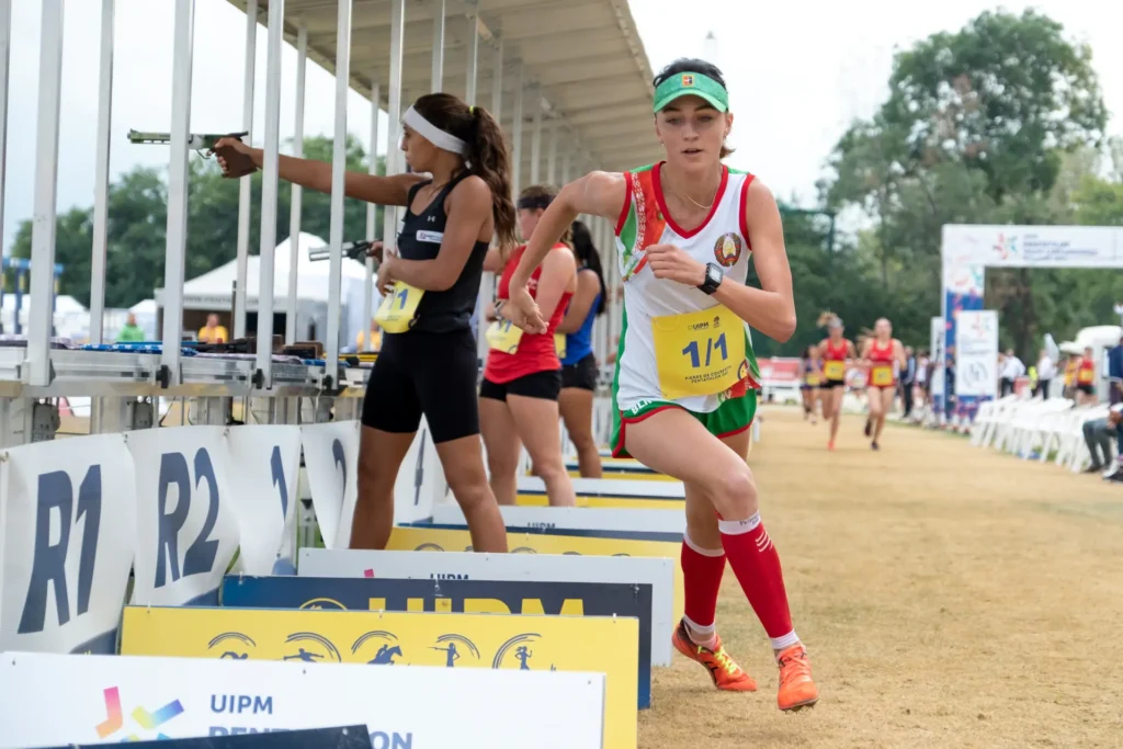 Lari Dan Menembak 1024x683